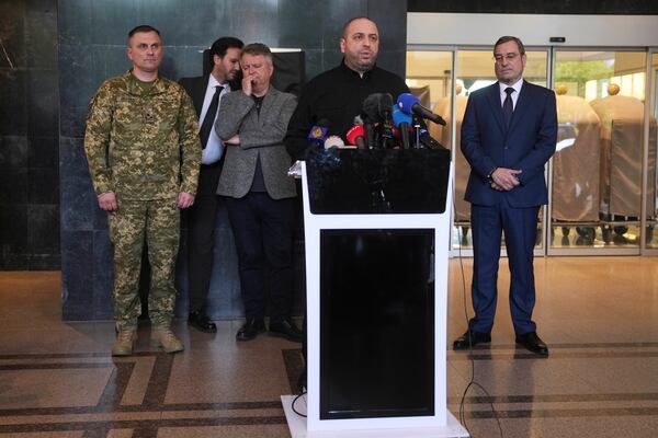 Ukraine's Defence Minister Rustem Umerov talks to journalists, in Istanbul, Turkey, Friday, May 16, 2025. (AP Photo/Evgeniy Maloletka)