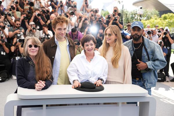 Sissy Spacek, from left, Robert Pattinson, director Lynne Ramsay, Jennifer Lawrence and LaKeith Stanfield pose for photographers at the photo call for the film 'Die, My Love' at the 78th international film festival, Cannes, southern France, Sunday, May 18, 2025. (Photo by Scott A Garfitt/Invision/AP)