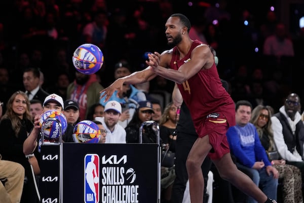 Cleveland Cavaliers center Evan Mobley competes during the skills challenge at the NBA basketball All-Star Saturday night festivities Saturday, Feb. 15, 2025, in San Francisco. (AP Photo/Godofredo A. Vásquez)