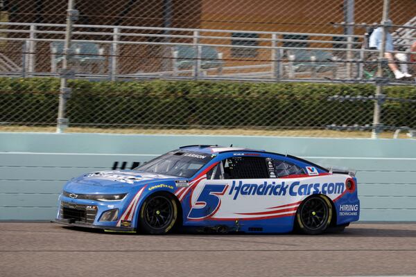 Kyle Larson drives during a NASCAR Cup Series auto race at Homestead-Miami Speedway in Homestead, Fla., Sunday, March 23, 2025. (AP Photo/Terry Renna)