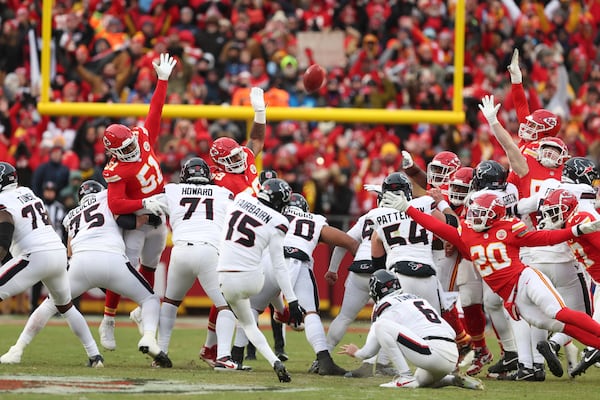 Houston Texans kicker Ka'imi Fairbairn (15) misses a field goal attempt during the first half of an NFL football AFC divisional playoff game against the Kansas City Chiefs Saturday, Jan. 18, 2025, in Kansas City, Mo. (AP Photo/Travis Heying)