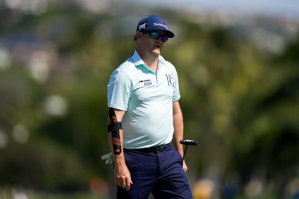 Zach Johnson reacts after missing a shot on the 18th hole during the second round of the Sony Open golf event, Friday, Jan. 10, 2025, at Waialae Country Club in Honolulu. (AP Photo/Matt York)