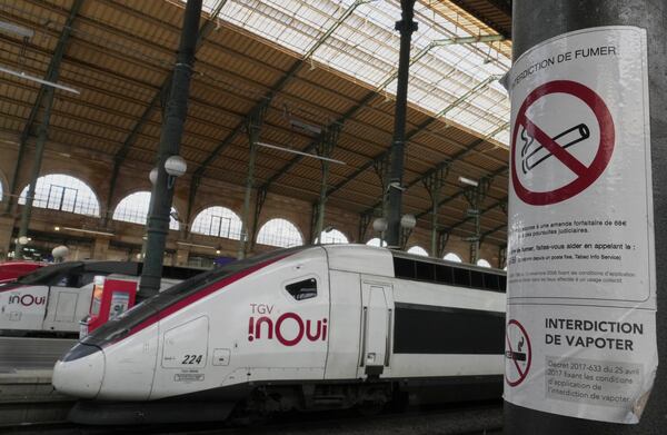 A "No smoking" sign is pictured at Gare du Nord train station in Paris, Thursday, May 29 2025. (AP Photo/Michel Euler)