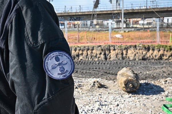 This photo provided by the Paris Police Prefecture shows a huge unexploded World War II-era bomb that caused transportation chaos in Paris, that included the suspension of high-speed rail links with London and Brussels and the closure of a vital road artery in the French capital Friday, March 7, 2025 in Saint-Denis, outside Paris. (Prefecture de Police via AP)