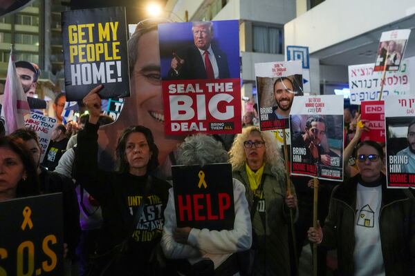 People attend a rally calling for the release of hostages held in the Gaza Strip, in front of the U.S. Embassy branch office in Tel Aviv, Israel, Tuesday, Feb. 4, 2025, ahead of the planned meeting between U.S. President Donald Trump and Israeli Prime Minister Benjamin Netanyahu. (Photo/Ohad Zwigenberg)