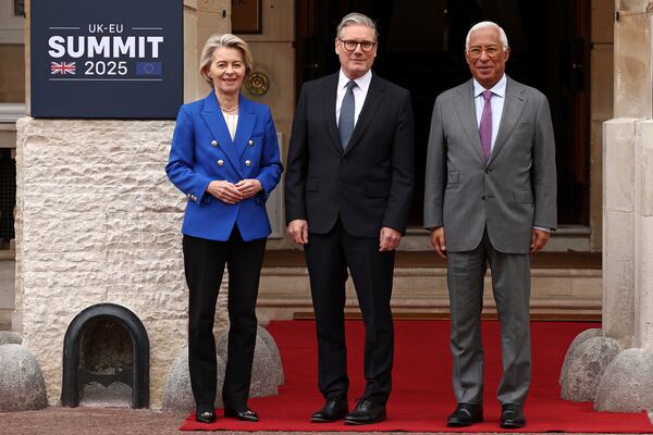 Britain's Prime Minister Keir Starmer, center, stands for a photo with European Commission President Ursula von der Leyen and European Council President Antonio Costa, right, ahead of a United Kingdom and European Union summit at Lancaster House, London, Monday, May 19, 2025. (Henry Nicholls/Pool Photo via AP)
