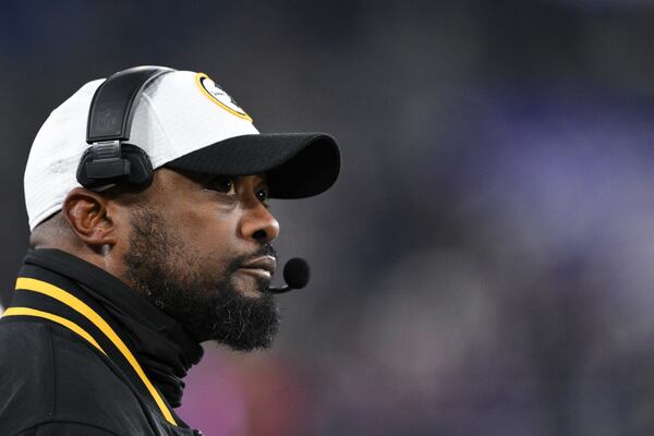 FILE - Pittsburgh Steelers head coach Mike Tomlin looks on as time expires during the fourth quarter of an NFL wild card playoff football game against the Baltimore Ravens, Saturday, Jan. 11, 2025, in Baltimore. (AP Photo/Terrance Williams, File)
