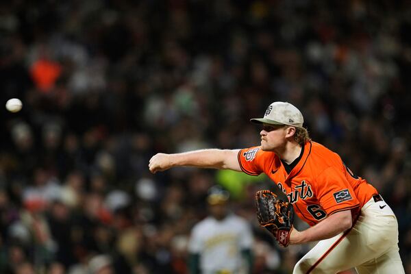 San Francisco Giants' Logan Webb pitches during the sixth inning of a baseball game against the Athletics, Friday, May 16, 2025, in San Francisco. (AP Photo/Godofredo A. Vásquez)