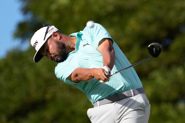 J.J. Spaun hits a shot on the second tee during the third round of the Sony Open golf tournament, Saturday, Jan. 11, 2025, at Waialae Country Club in Honolulu. (AP Photo/Matt York)